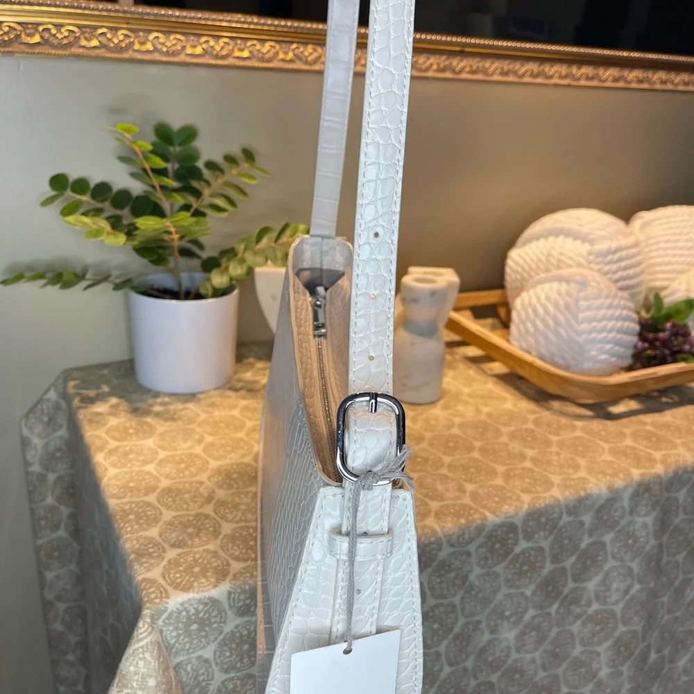 NWT Crocodile textured  Asymmetric Shoulder Hand Bag-Off Cream Ivory  color - Picture 4 of 10